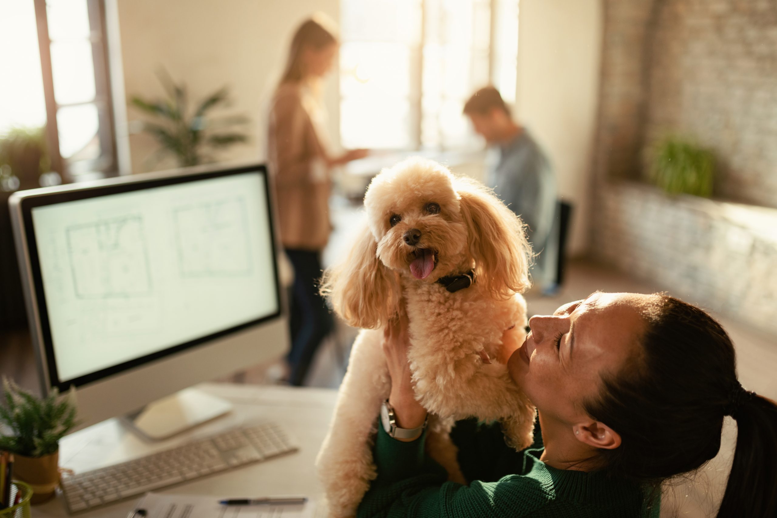 There are many benefits of offering pet insurance to your employees.
